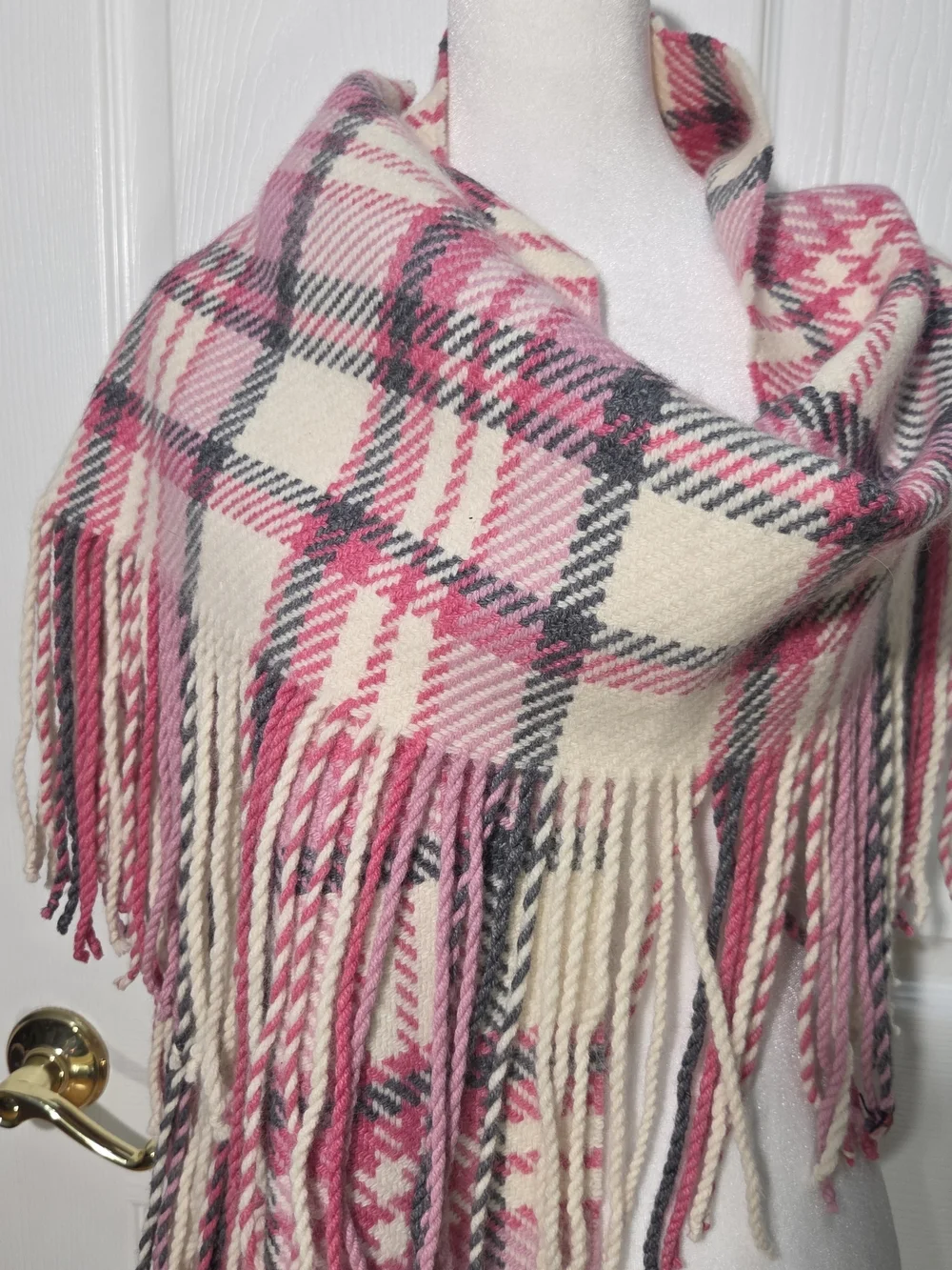 Lambswool Blend Plaid Pink/Grey/cream Fringe Wrap Scarf 10